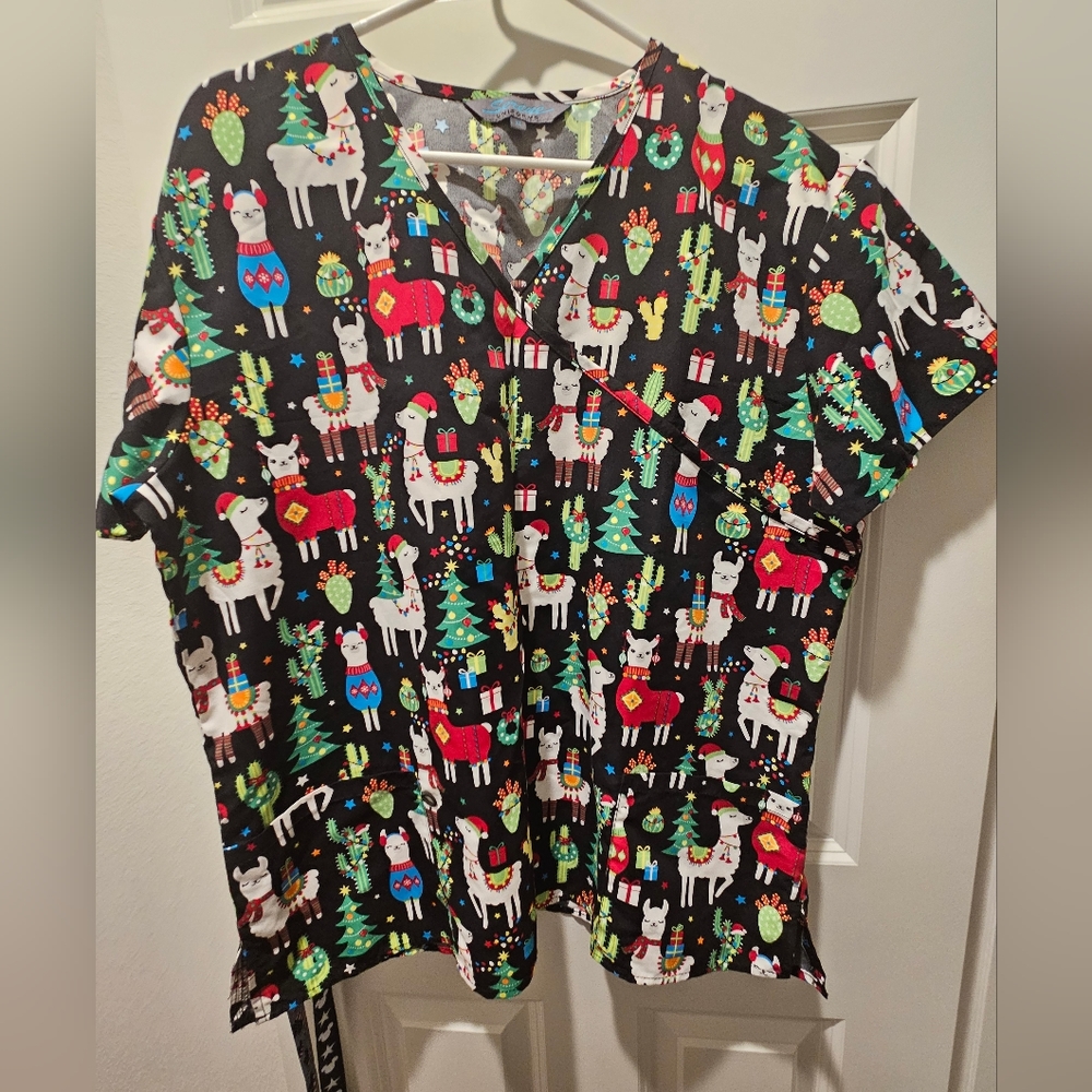 Set of 4 scrub tops xl/xxl